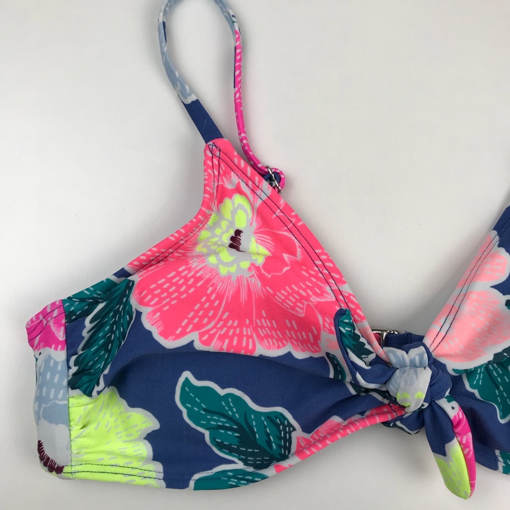 Women’s Blue Floral Swim Bikini Top, NWT, Small - Picture 2 of 7